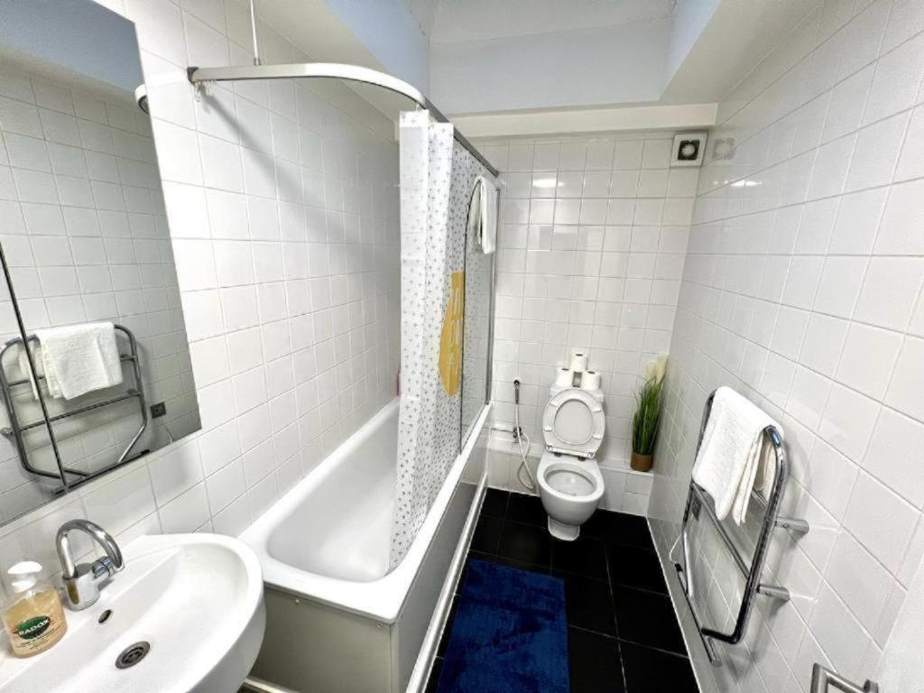 Edgware Road Beautiful Two Bedroom Apartamento Londres