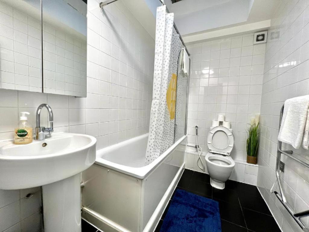 Edgware Road Beautiful Two Bedroom Apartamento