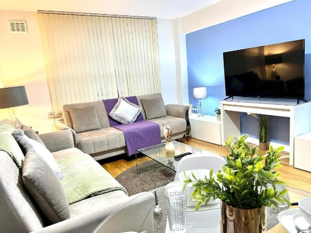 Edgware Road Beautiful Two Bedroom Apartamento Londres